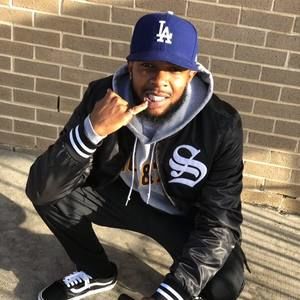 Meet your Posher, Derrick